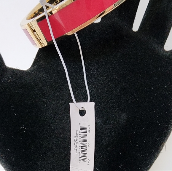 COACH Bangle Bracelet in Bright Strawberry Pink & Gold Magnetic Closure - Picture 3 of 6